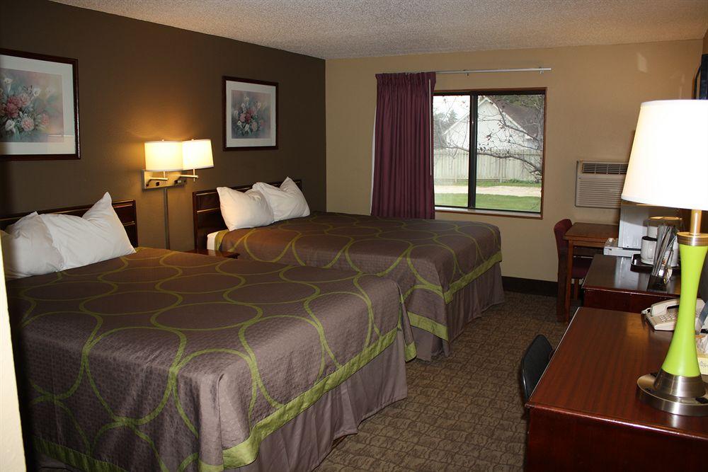 Super 8 By Wyndham Carroll Motel Buitenkant foto