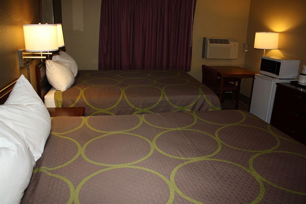 Super 8 By Wyndham Carroll Motel Buitenkant foto