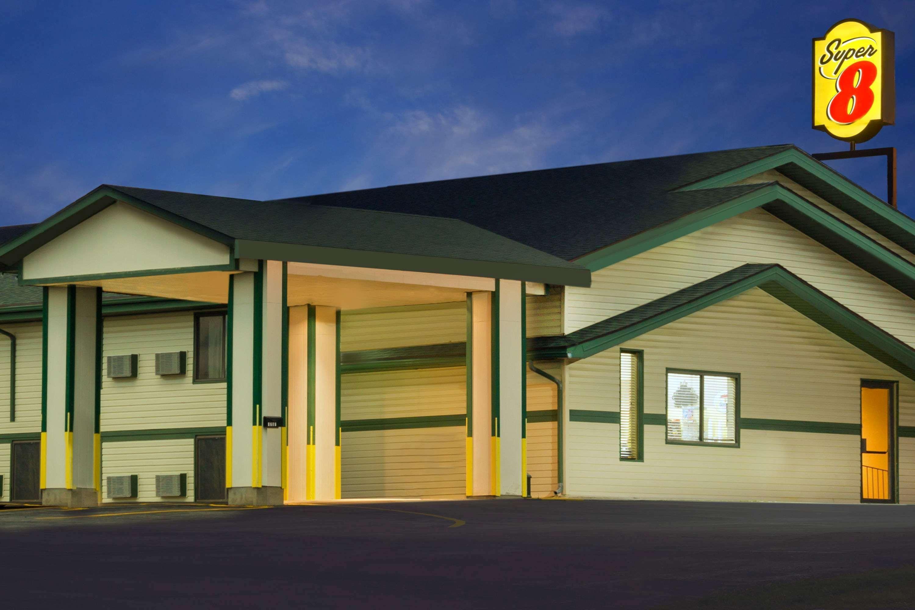 Super 8 By Wyndham Carroll Motel Buitenkant foto